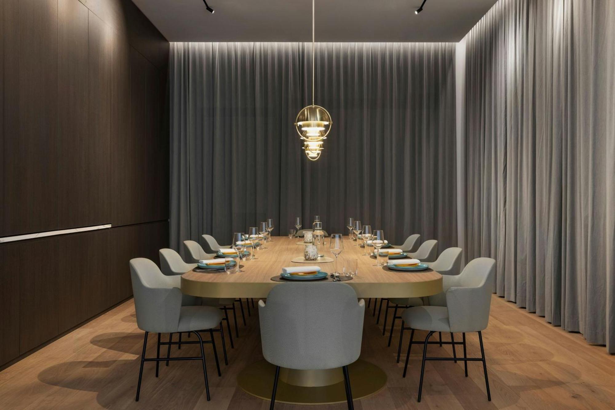 Отель Courtyard By Marriott Biel Bienne Экстерьер фото